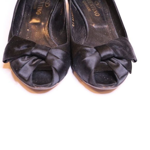 Valentino Satin Kitten Heels Sz 8.5 - Picture 2 of 8